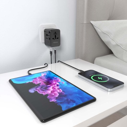 Adaptador Universal de Viaje AISENS GaN 35W 2xUSB-A QC3.0 3xUSB-C PD3.0 Negro