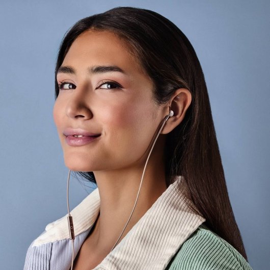 Auriculares Energy Sistem con cable USB Tipo C, micrófono y aislamiento acústico