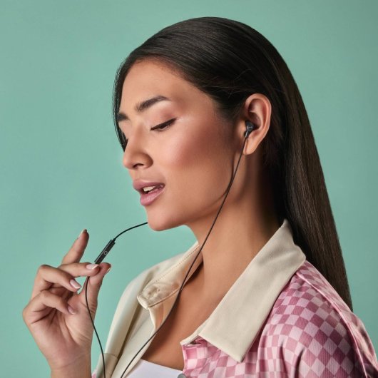 Auriculares Energy Sistem con cable Tipo C, sonido HD y micrófono integrado