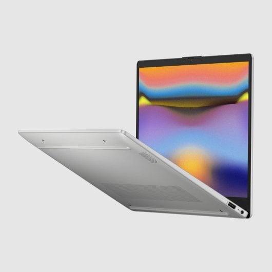 Portátil HP 15-fc0130ns 15.6" AMD Ryzen 7 7730U 8GB 512GB SSD Windows 11 Cámara HD Wi-Fi 6 Plata