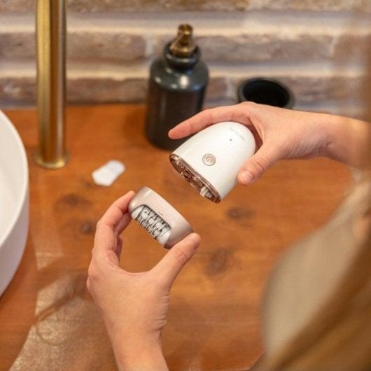 Depiladora Cecotec 48 pinzas Dos Velocidades Cabezal Magnético Extraíble Reacondicionado