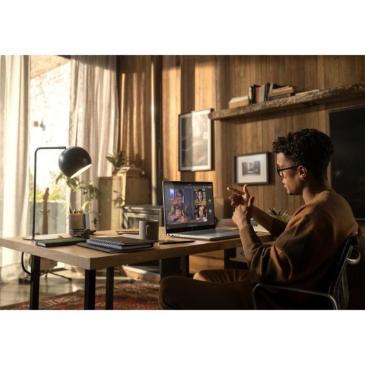 HP OmniBook 7 17.3" Intel Core Ultra 7 258V 32GB 2TB SSD RTX 4050 Táctil Windows 11 Plata