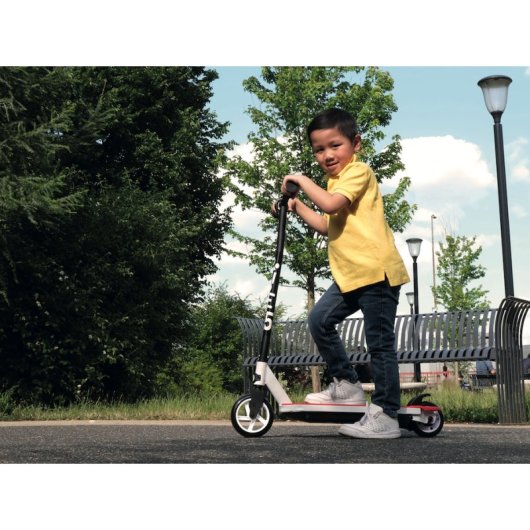 Patinete eléctrico UrbanGlide 10km/h 40min autonomía 30W con rueda LED delantera