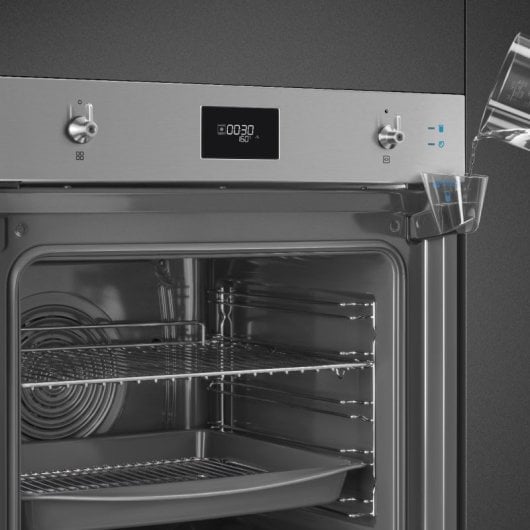 Forno combinado a vapor clássico em aço inoxidável acetinado Smeg SO6301S2X 68L com ecrã LCD e limpeza a vapor
