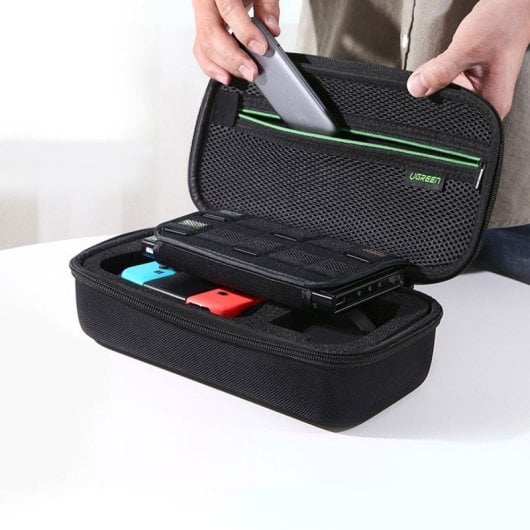 Étui de transport Ugreen LP145 EVA Oxford noir pour Nintendo Switch avec 10 cartouches et accessoires