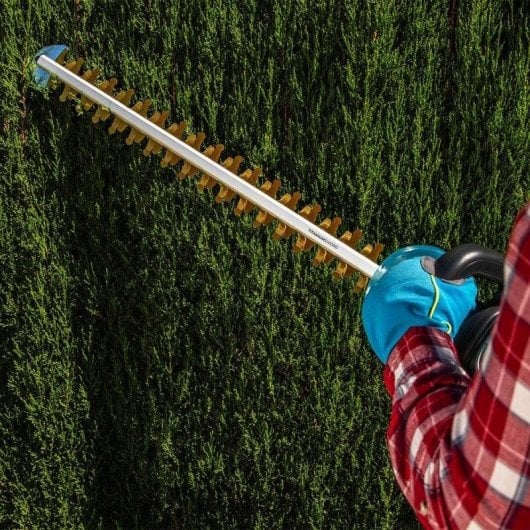 Cortasetos Cecotec TitaniumSword 610 XL cuchillas titanio mando rotatorio 61 cm