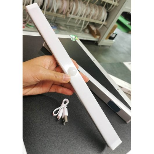 Luz para Armario JANDEI 30cm LED Sensor Movimiento USB 3000K Blanco Cálido Brillo Ajustable