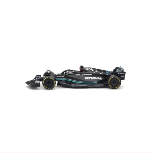 Modelo a escala BBURAGO Mercedes AMG F1 #63 Russell 1:43 metal y plástico premontado