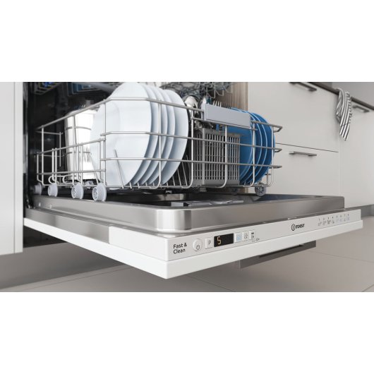Indesit DIC 3C24 A Lavastoviglie da incasso e 14 coperti 44 dB Bianco