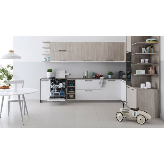 Indesit DIC 3C24 A Lavastoviglie da incasso e 14 coperti 44 dB Bianco