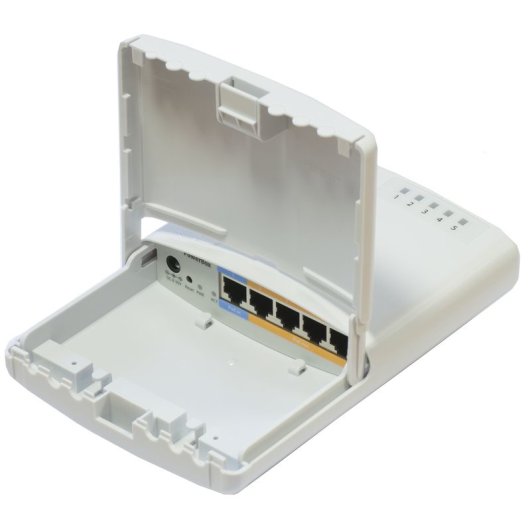 Routeur Ethernet WAN Mikrotik PowerBox 10/100 Mbps, 16 Mo de mémoire Flash, 64 Mo de RAM, extérieur blanc