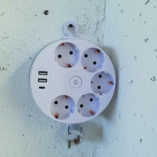 Regleta enrollacable Osca Connect 5x16A 2xUSB-A 1xUSB-C 3m 3680W blanca