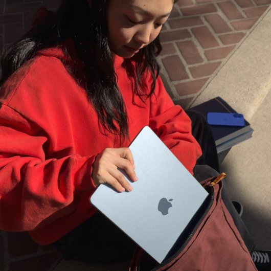 Portatile Apple MacBook Air 13,6″ M4 24GB 512GB SSD macOS Sequoia Silver AI