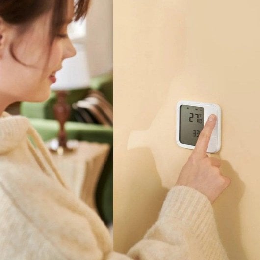 Sensor de Temperatura e Humidade Aqara W100 Thread Zigbee LCD 3 Botões 9 Ações