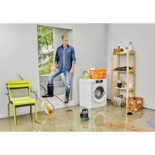 Gardena 9040-20 300W 0,6 bar 9000 l/h IPX8 Tauchpumpe mit automatischer Steuerung