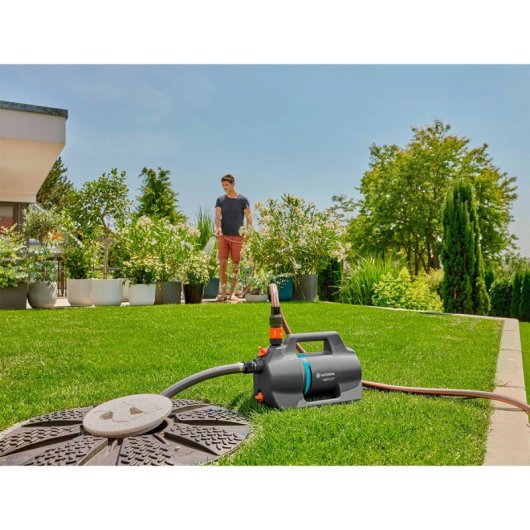 Gardena 4200 Silent 600W 3,9 bar 4200l/h Edelstahl IPX4 Schwarz Gartenpumpe