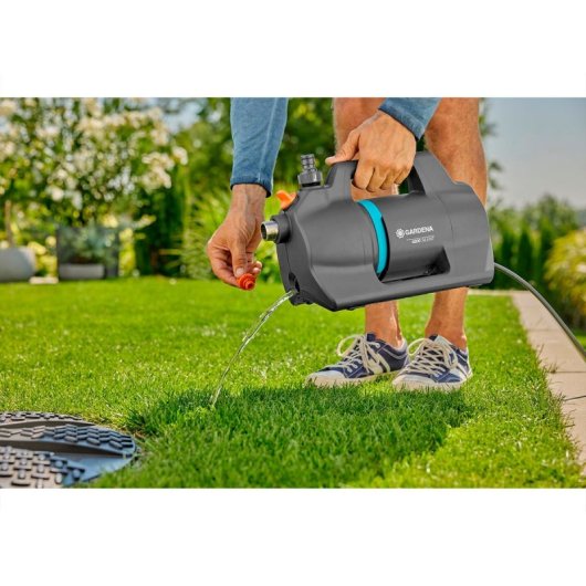 Gardena 4200 Silent 600W 3,9 bar 4200l/h Edelstahl IPX4 Schwarz Gartenpumpe