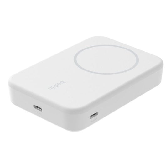 Belkin BoostCharge Pro Kabelloses Ladegerät Weiß