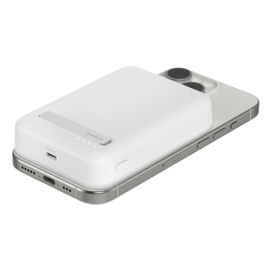 Belkin BoostCharge Pro Kabelloses Ladegerät Weiß