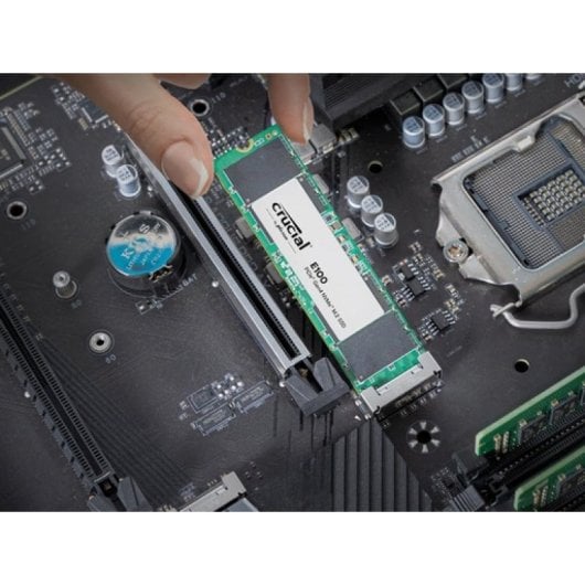 SSD Crucial E100 da 1 TB M.2 PCIe 4.0 5000 MB/s NVMe