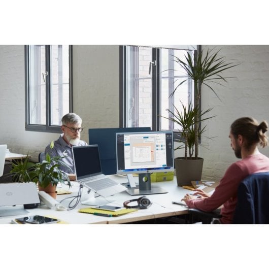 Stampante a getto d'inchiostro Wi-Fi a colori HP Designjet T230 da 24", stampa professionale