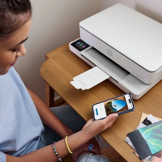 Imprimante jet d'encre multifonction Wi-Fi HP Envy avec chargeur automatique de documents, recto verso, scanner et copieur