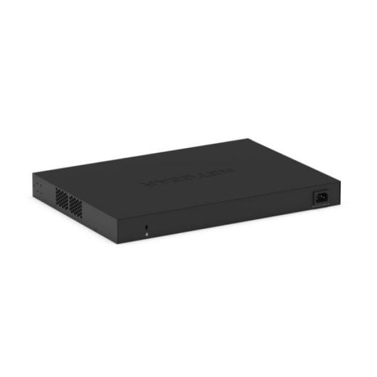 Netgear 24-Port 2,5G-Switch, 4 SFP+, L2/L3/L4-Verwaltung, PoE++ 720 W