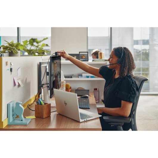 Auriculares Poly Blackwire 3225 com fio USB-C e 3,5 mm para escritório, microfone Boom, SoundGuard DIGITAL, preto