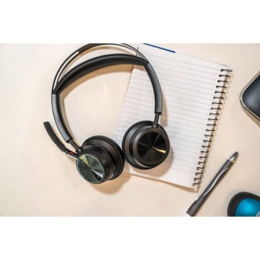 Auriculares Poly inalámbricos Bluetooth con Cancelación de Ruido y Micrófono boom