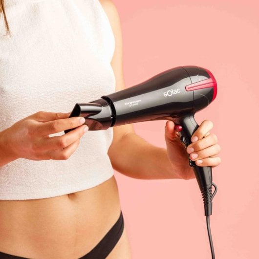 Secador de Cabelo Solac Ultra Leve 340g 2200W 2 Velocidades 3 Temperaturas Preto/Violeta