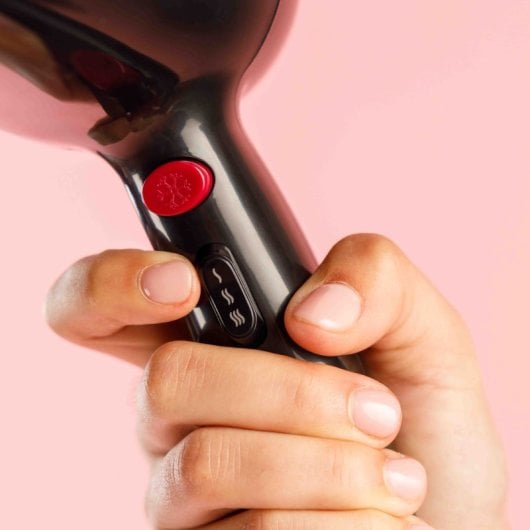 Secador de Cabelo Solac Ultra Leve 340g 2200W 2 Velocidades 3 Temperaturas Preto/Violeta
