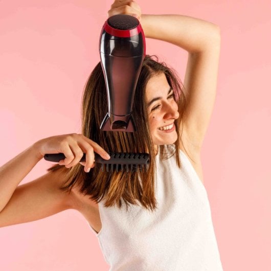 Secador de Cabelo Solac Ultra Leve 340g 2200W 2 Velocidades 3 Temperaturas Preto/Violeta