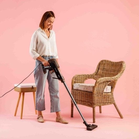 Beutelloser Staubsauger Solac Turbobat 600 600W 12000Pa HEPA-Filter 800ml Ultraleicht