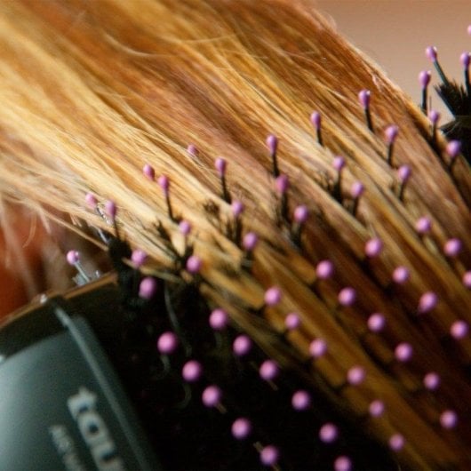 Cepillo de aire caliente Taurus Air Wave Ionic 1200W tecnología iónica y cerámica negro