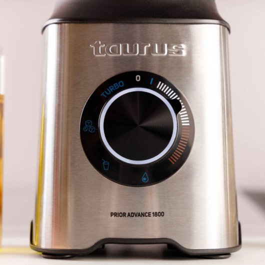 Batidora de vaso Taurus Prior Advance 1800W 2L Vidrio Acero inoxidable Turbo Picahielos