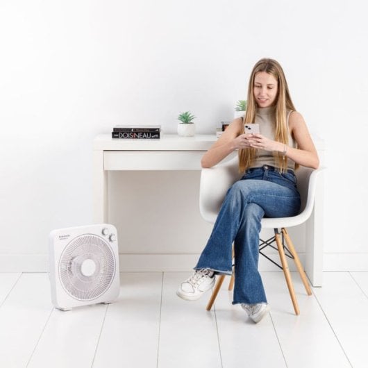 Ventilatore Taurus Tropicano 3V 35W a 5 pale bianco con timer di oscillazione automatica