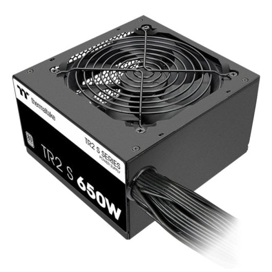 Fuente de Alimentación Thermaltake 650W 80 PLUS Modelo PS-TRS-0650NNSAWE-2 Protección Avanzada