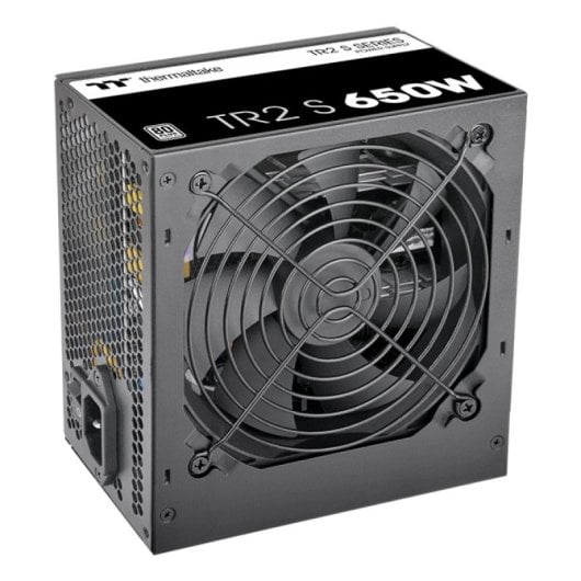 Fuente de Alimentación Thermaltake 650W 80 PLUS Modelo PS-TRS-0650NNSAWE-2 Protección Avanzada