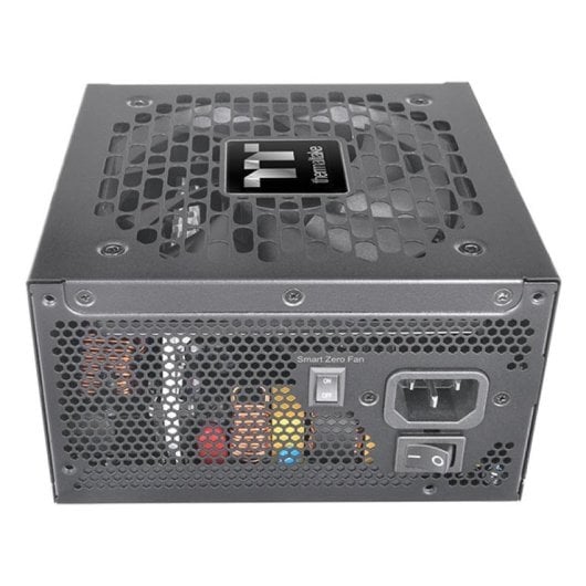 Fuente de Alimentación Thermaltake 850W 80 PLUS Gold ATX 3.1 Totalmente Modular
