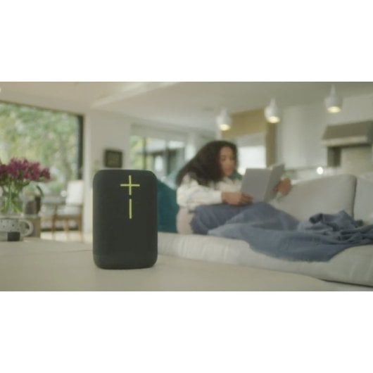 Altavoz Ultimate Ears Portátil Inalámbrico Bluetooth/NFC 95dB IP67 17h Blanco