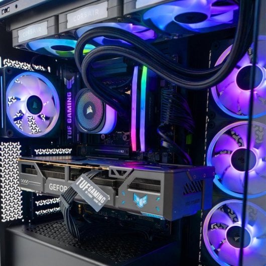 Epical-q Bucaneer Bronze V Amd Ryzen 7 9700x, 32gb, 2tb Ssd Nvme, Rtx 5070ti + Windows 11 Pro