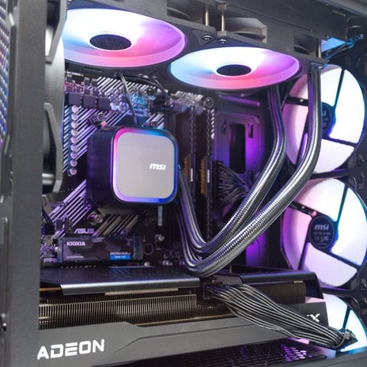 PcCom Ready AMD Ryzen 7 5800X / 32GB / 1TB SSD / RX 9060 XT + Windows 11 Home