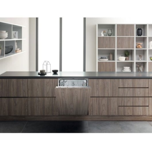 Lavavajillas Hotpoint HI 3010 13 Servicios F Flexiload Interior Inox 49dB Botones Plata