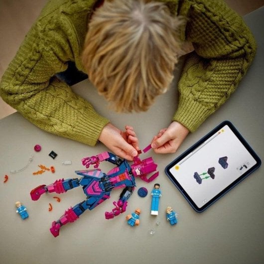 LEGO Marvel Les Quatre Fantastiques Galactus 76316 427 pièces