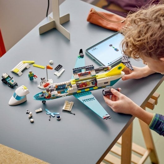 Lego City 60465 Ambulanza aerea 403 pezzi Motoslitta Laboratorio medico
