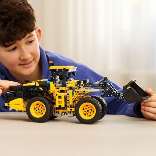 Lego Technic Volvo L120 Elektro-Radlader 973 Teile Gelenktechnik