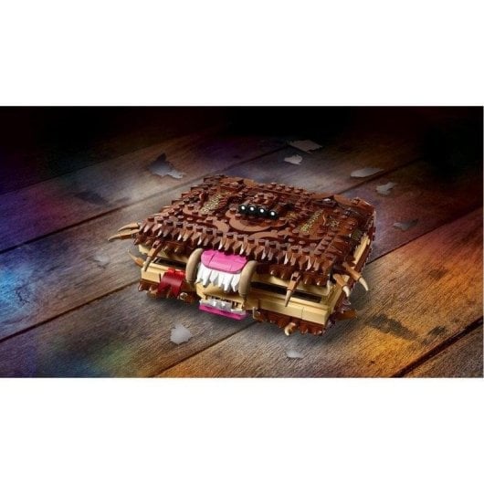 LEGO Harry Potter Monstruoso Livro dos Monstros Mordedor 76449 518 peças