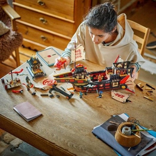 LEGO Ninjago Bounty du Temple 71848 2387 pièces