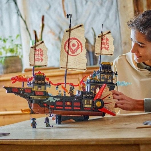 LEGO Ninjago Bounty du Temple 71848 2387 pièces