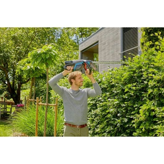 Aparador de sebes Gardena ComfortCut 60/18 V P4A 60 cm ErgoLine LED com cabo 3,6 kg, preto